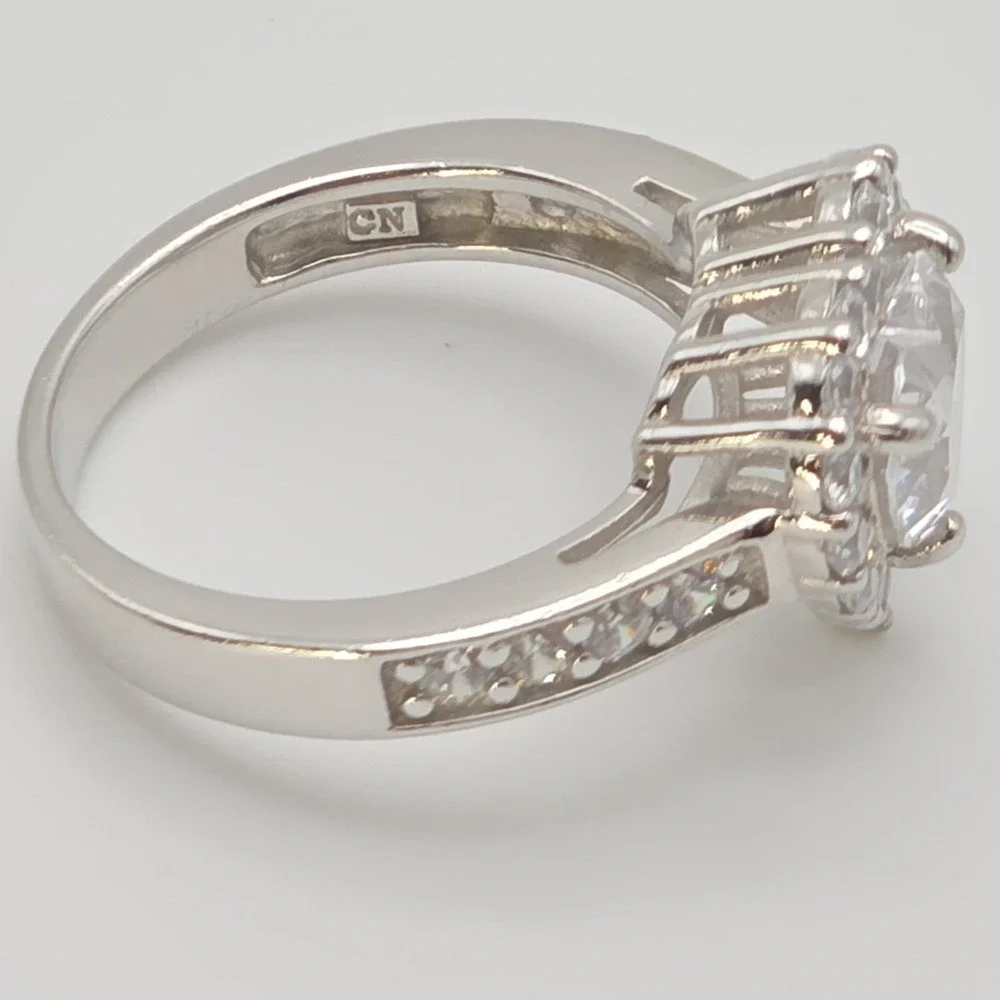 BE 925 Sterling Silver Heart Ring Halo Design Cubic Zirconia‎ Engagement Size 7
